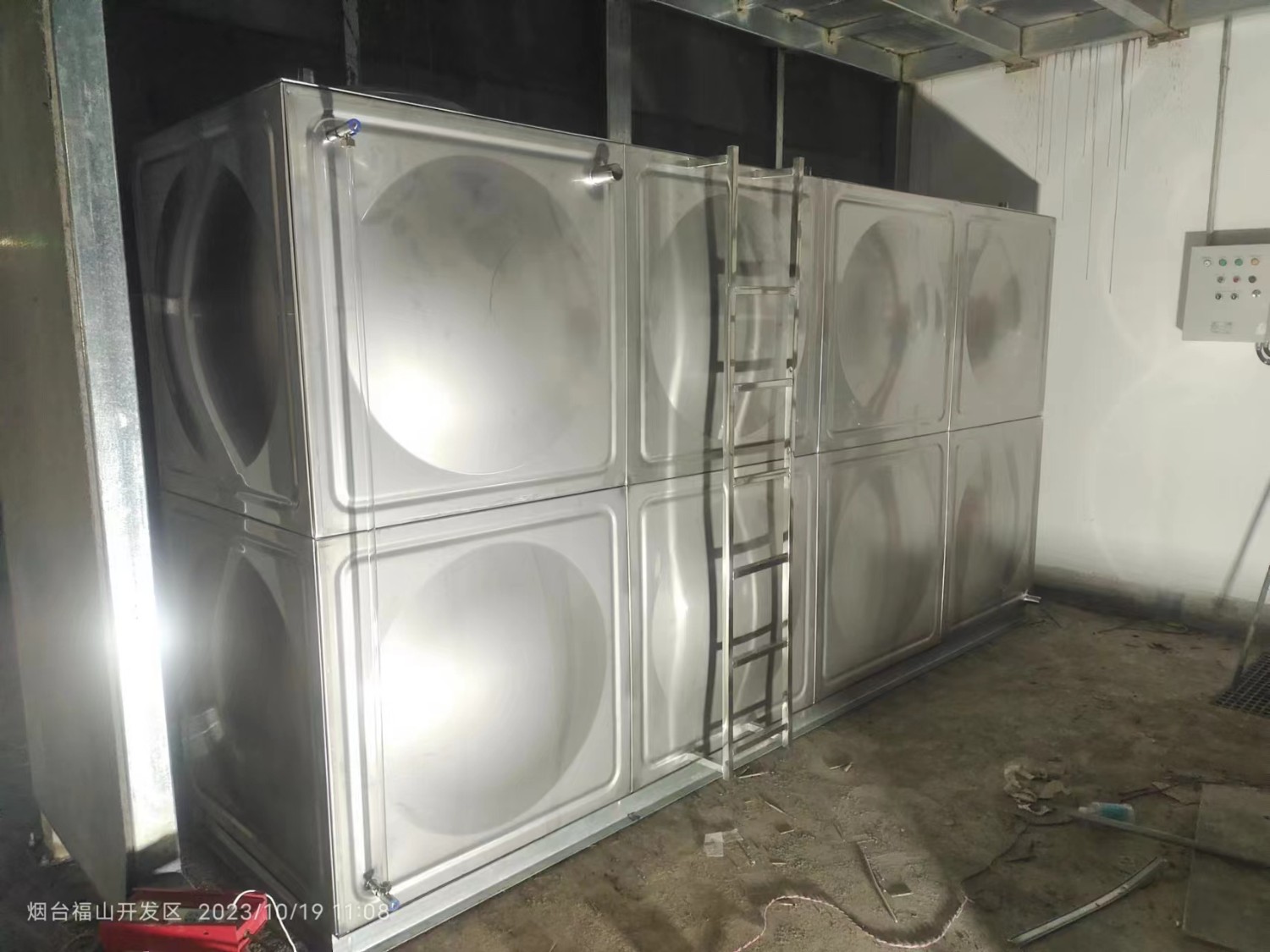 不锈钢水箱的使用寿命事多少？