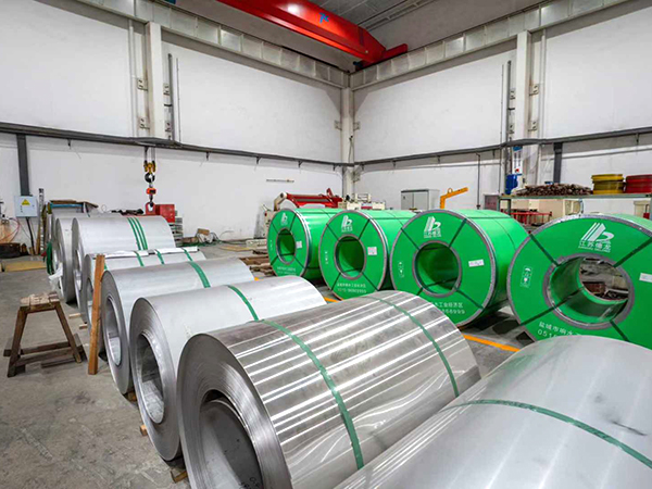 晟光水箱专 业不锈钢水箱原材料批发商